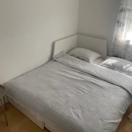 Lovre - Sea View And Private Parking Apartmán