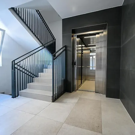 Lovre Apartment Zadar