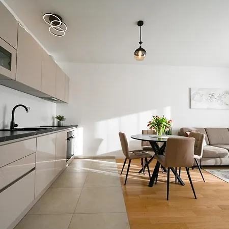 Apartment Lovre - Sea View And Private Parking *